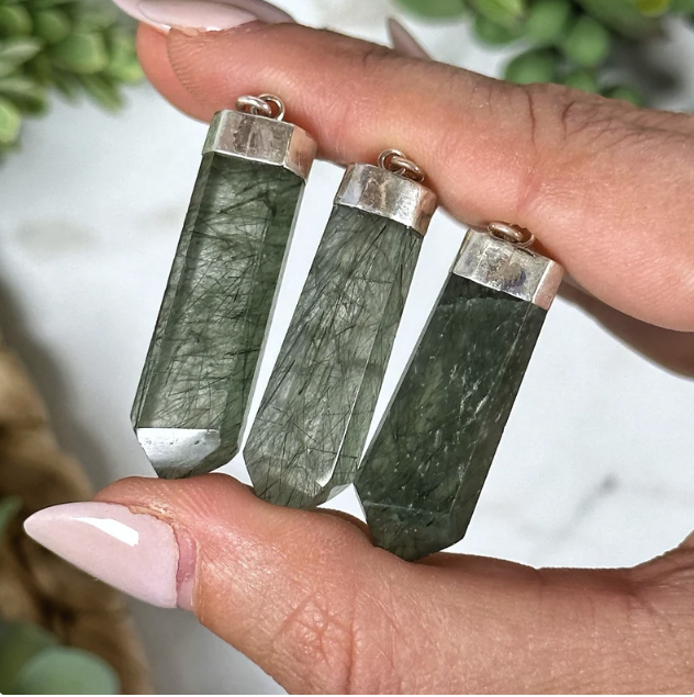 Green Rutile Quartz Crystal For Reiki Healing